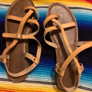 Cute Jesus sandals 🩴 😍